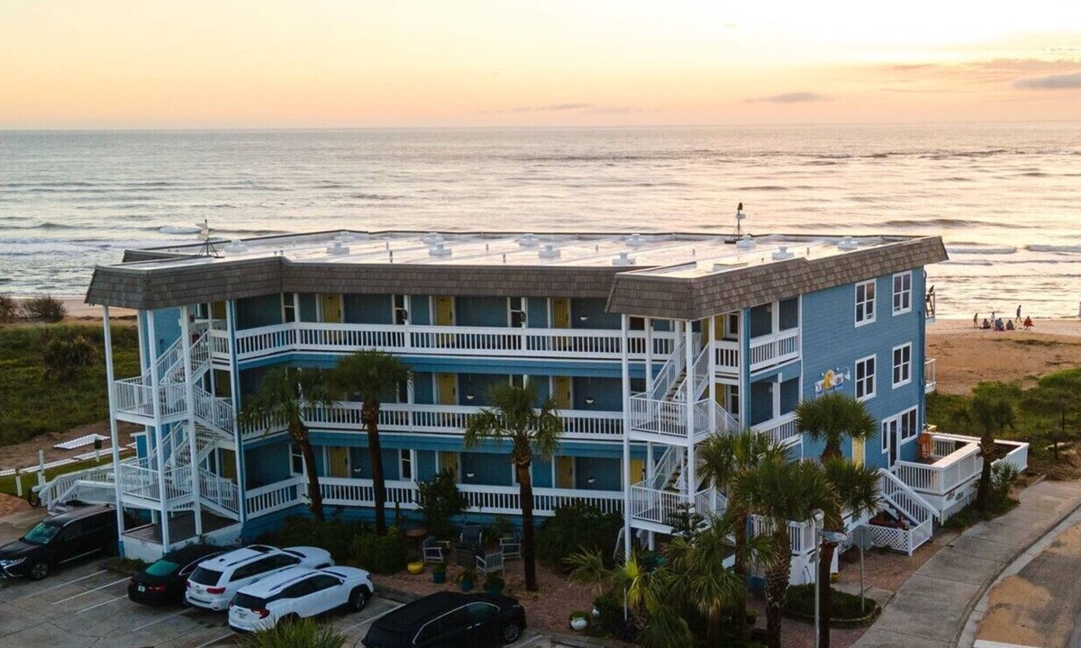 Vilano Beach Hotel | Vilano Beach - Coastal Studio