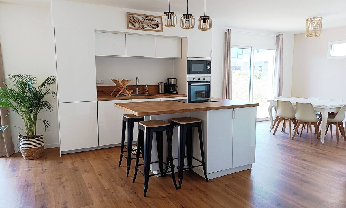 Ploudalmezeau House | Vilin Tréompan 400 m from the beach