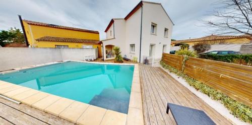 Vic-la-Gardiole Villa | Villa Émeraude