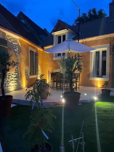 Chasnay Apartment | Villa Ô appartement