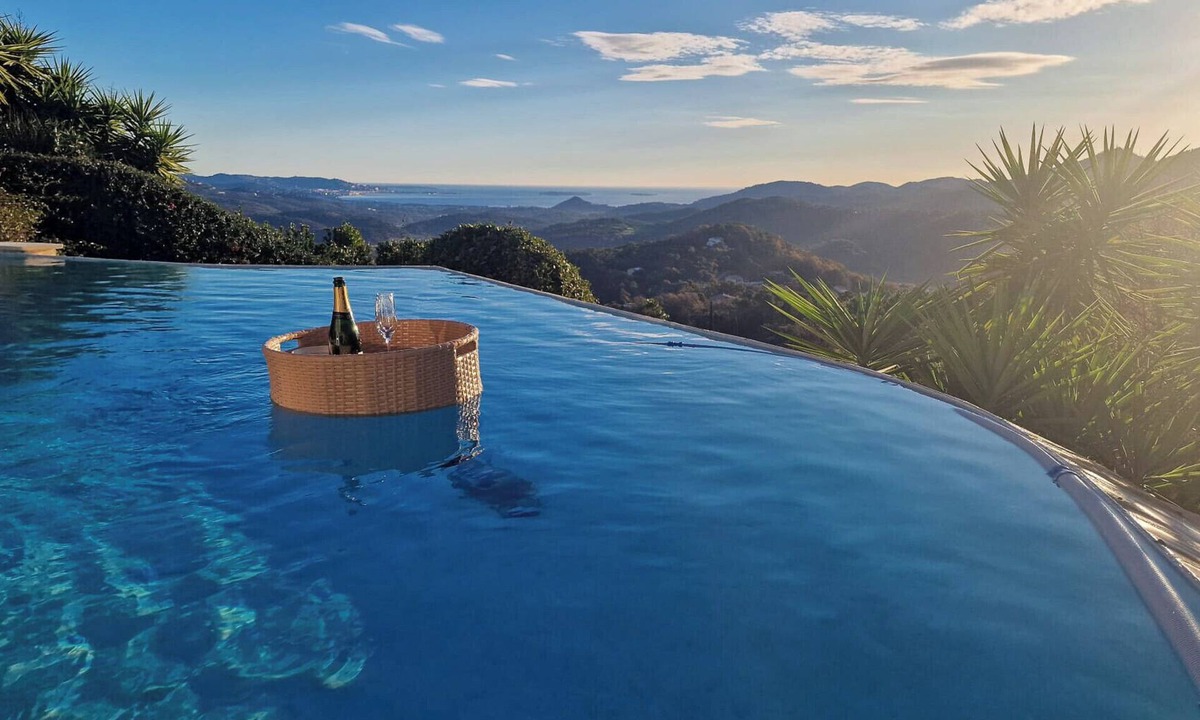 Les Adrets-de-l'Esterel Villa | Villa 10 pers private pool near Cannes