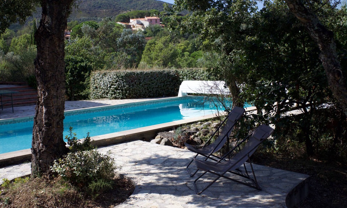 Montesquieu-des-Alberes House | Villa (12p), big pool, AC, beautiful view on the Canigou mountain. 2 families ok