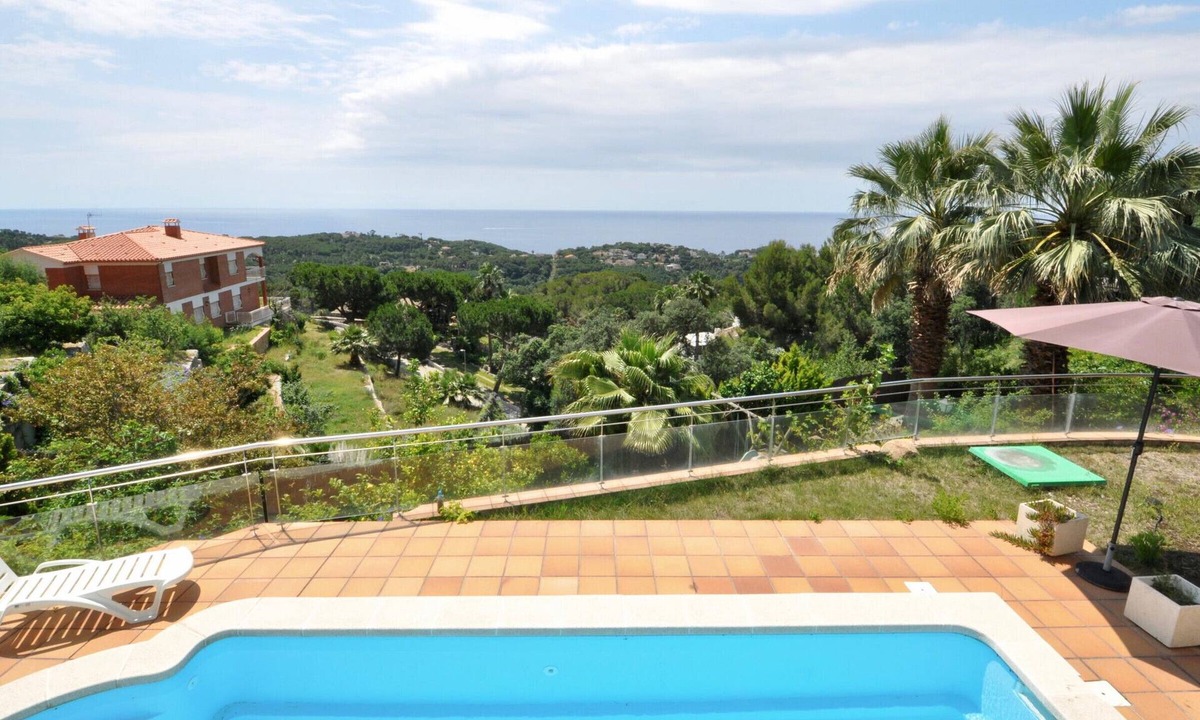 Lloret de Mar Cottage | Villa 10 pers, Private Pool, Parking, Lloret de Mar