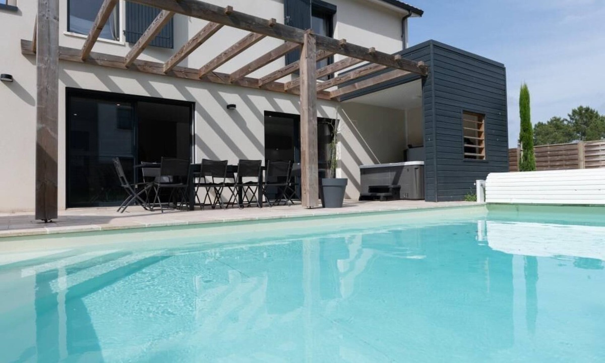 Saint-Augustin Villa | Villa 2 by Avecoeur