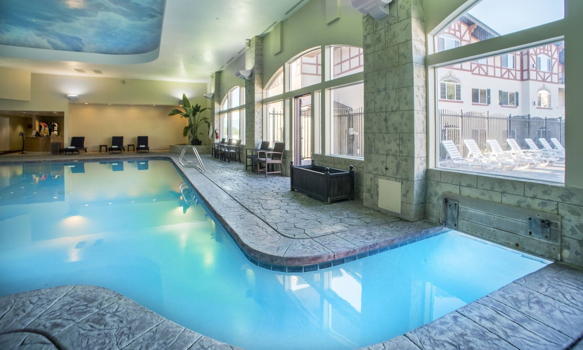 Zermatt Villa | Villa 2090 3 Bed 3 Bath Full Kitchen 3 Bedroom Villa