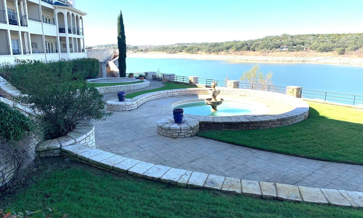 Highland Lake Estates Condo | VILLA 2101 - Island Resort - Panoramic Lakeviews - All Amenities Included