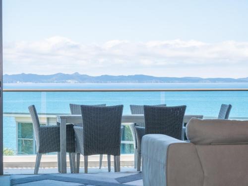 Cable Bay Villa | Villa 3 Luxe Coastal Escape