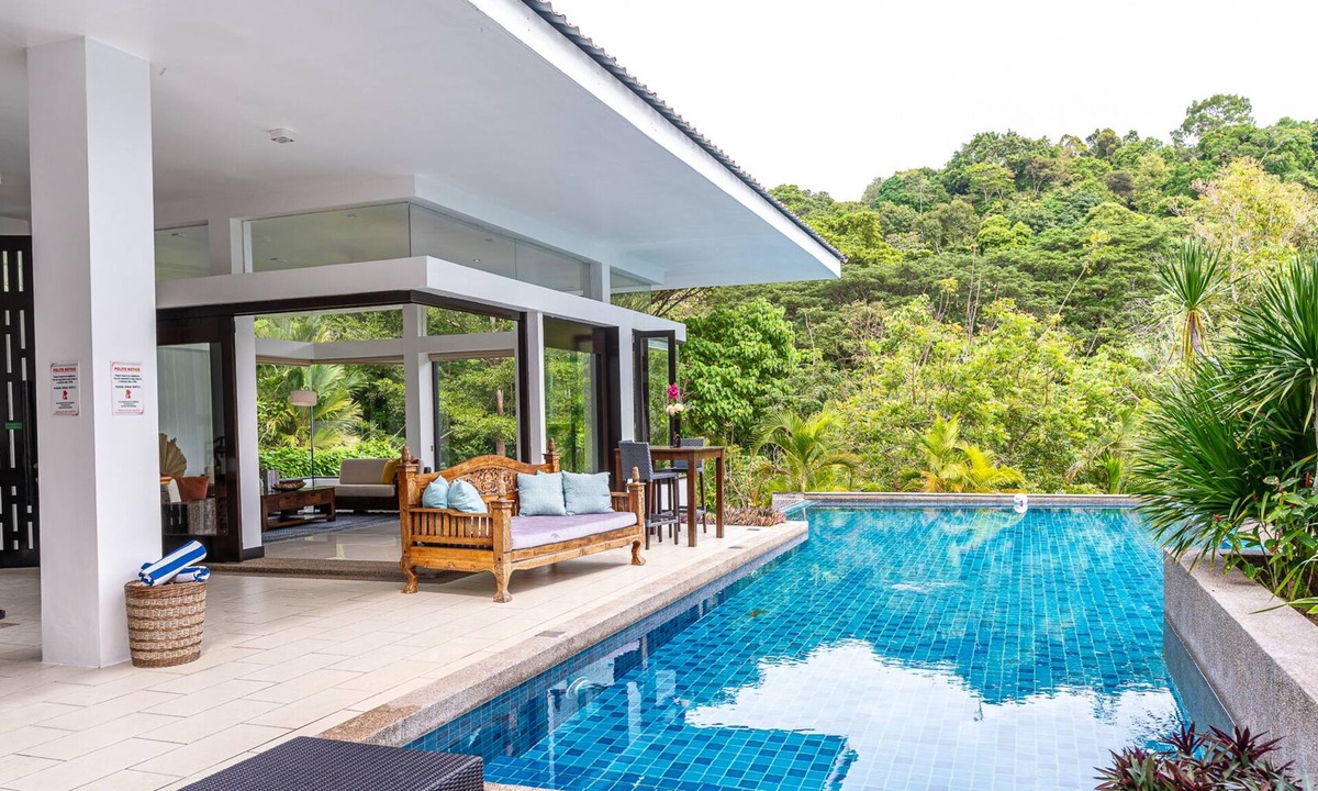 Kampung Kedawang Villa | Villa 4 Luxury Private Pool Villa