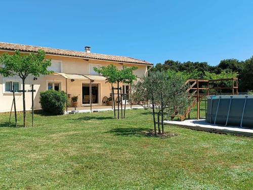 Orgnac-l'Aven House | Villa 4 pers avec piscine privée, grand terrain, animaux admis, WiFi, Orgnac l'Aven - FR-1-382-207