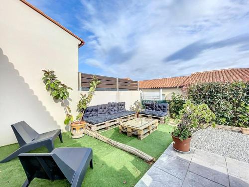 Ortaffa Villa | Villa 6 couchages avec jardin