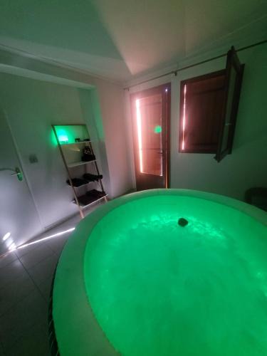 Le Barcares Villa | Villa 6p piscine spa privatif wifi proche des plages