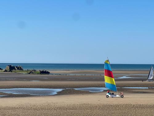 Asnelles House | Villa " A 2 pas de la plage", maison plain-pied