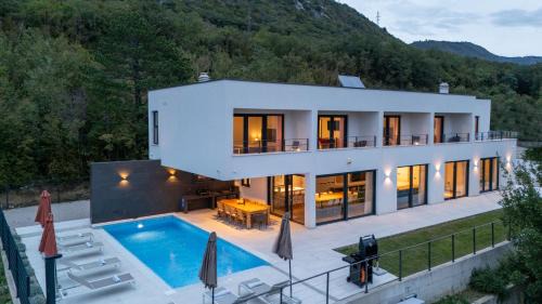 Bakarac Villa | Villa Adria blue