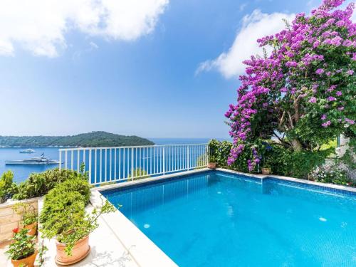 Dubrovnik Villa | Villa Adrian - Six Bedroom Villa with Swimming pool and Sea View