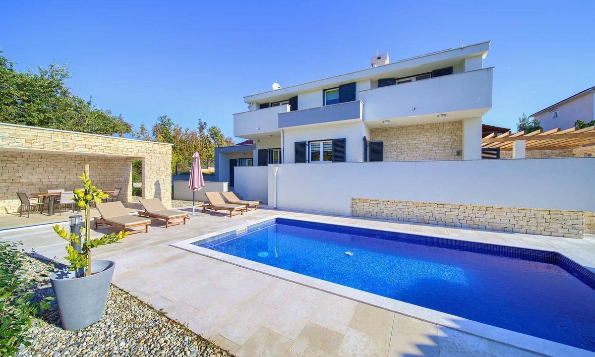 Risika Villa | Villa Adrimar with private pool and grill