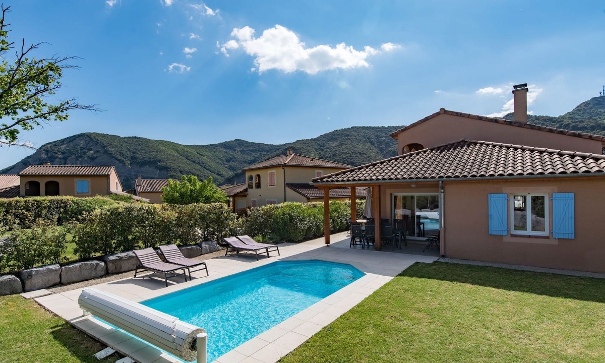 Vallon-Pont-d'Arc Villa | Villa Agape - Villa for 8 people in the l'Ardeche