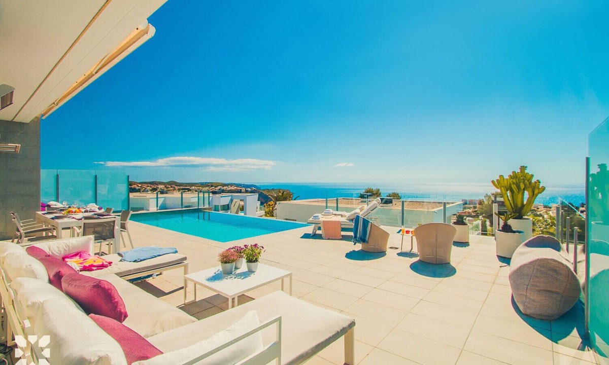 Cumbre del Sol Villa | Villa AGUAMARINA by Abahana Villas