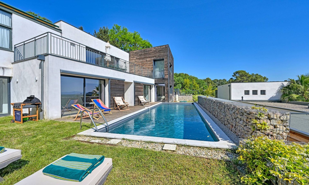 Villeneuve-les-Avignon Villa | Villa Alta Vista - 10 people - Swimming pool, Clim and View