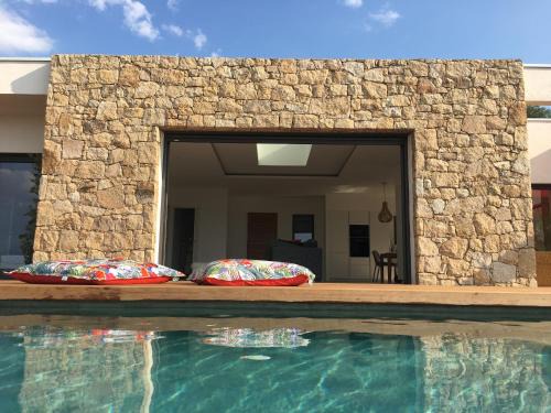 Pietrosella Villa | Villa Alandra