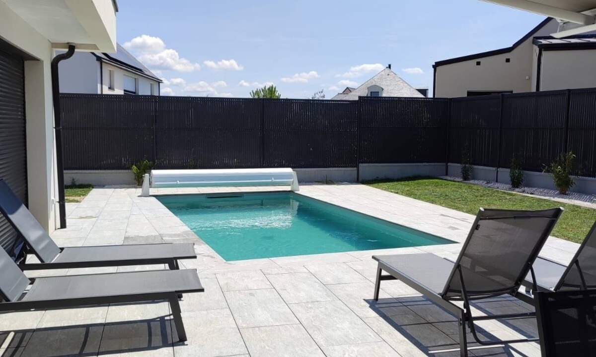 Ambon Villa | Villa Almaé – Maison avec piscine chauffée