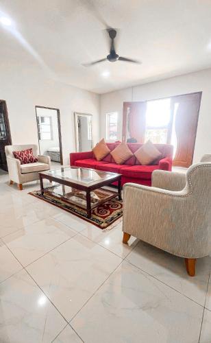 Taman Muhibbah Villa | Villa Alyana