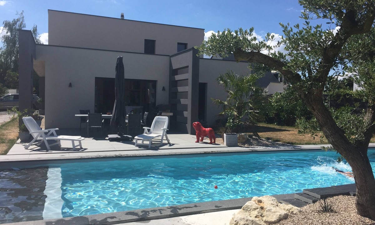 Amboise Villa | Villa Amboise 5 rooms, 11 pers, cosy jacuzzi & swimming pool, large quiet garden