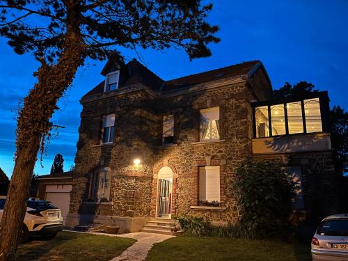 Roisel Bed & Breakfast | Villa Amenaïde - Roisel