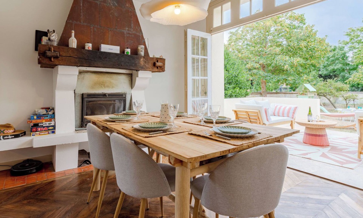 Dives-sur-Mer House | Villa Amour by Interhome