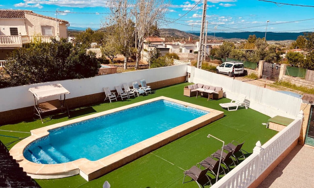 Catadau Villa | VILLA AMPARIN BBQ-POOL