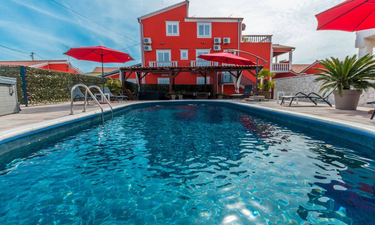 Turanj Villa | Villa Ancora for 10+2 guests, No.2 with jacuzzi and heated pool