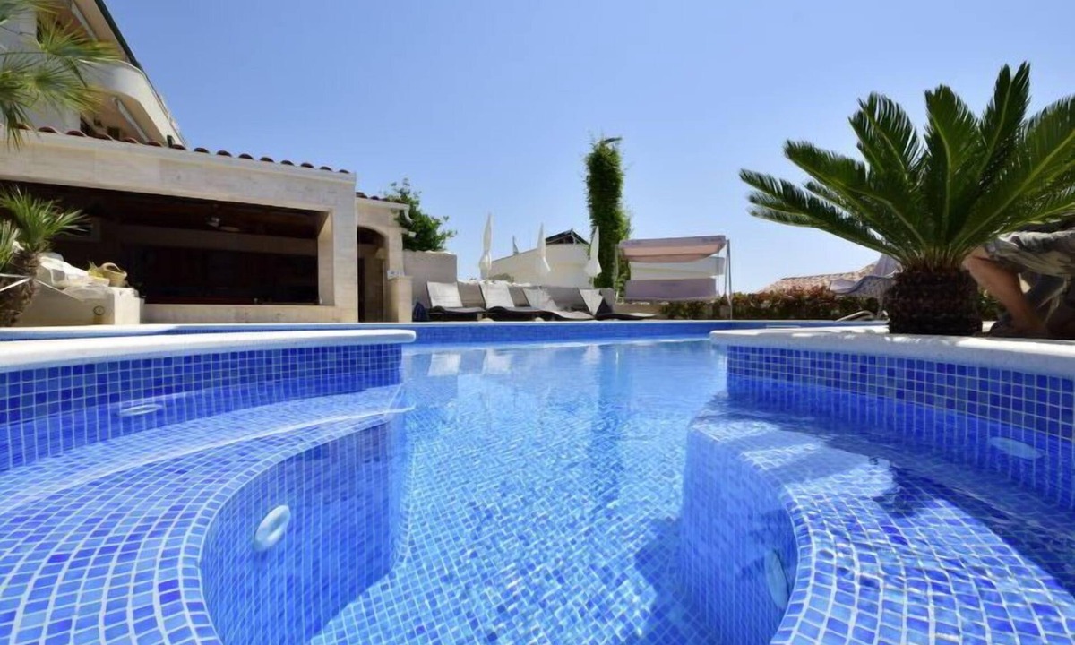Okrug Gornji Apartment | Villa Andjelka by Interhome