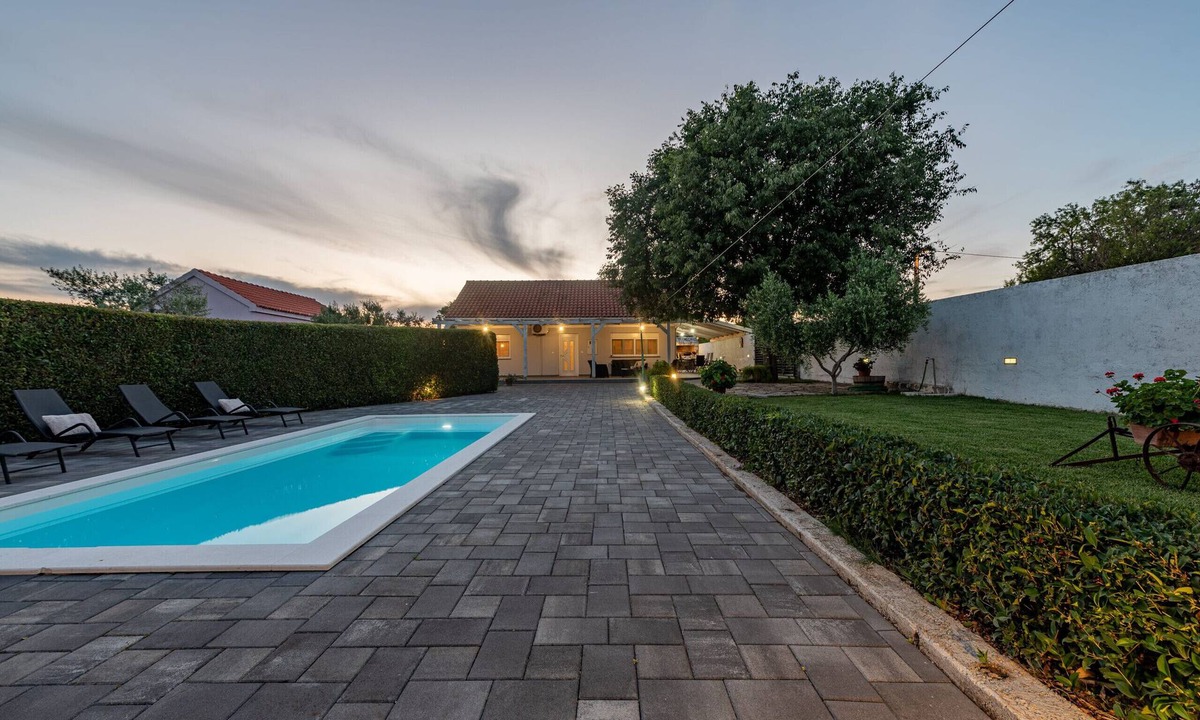 Skabrnja Villa | Villa Andu ZadarVillas