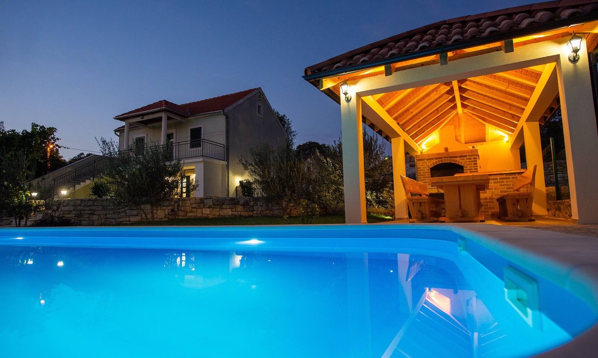 Drnis Villa | Villa Ane with the pool