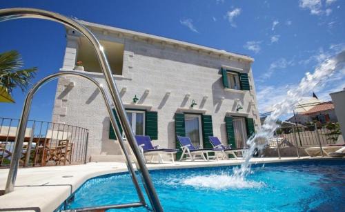 Mirce House | Villa Angelina