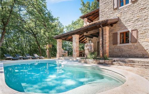 Brecevici House | Villa Anneliese