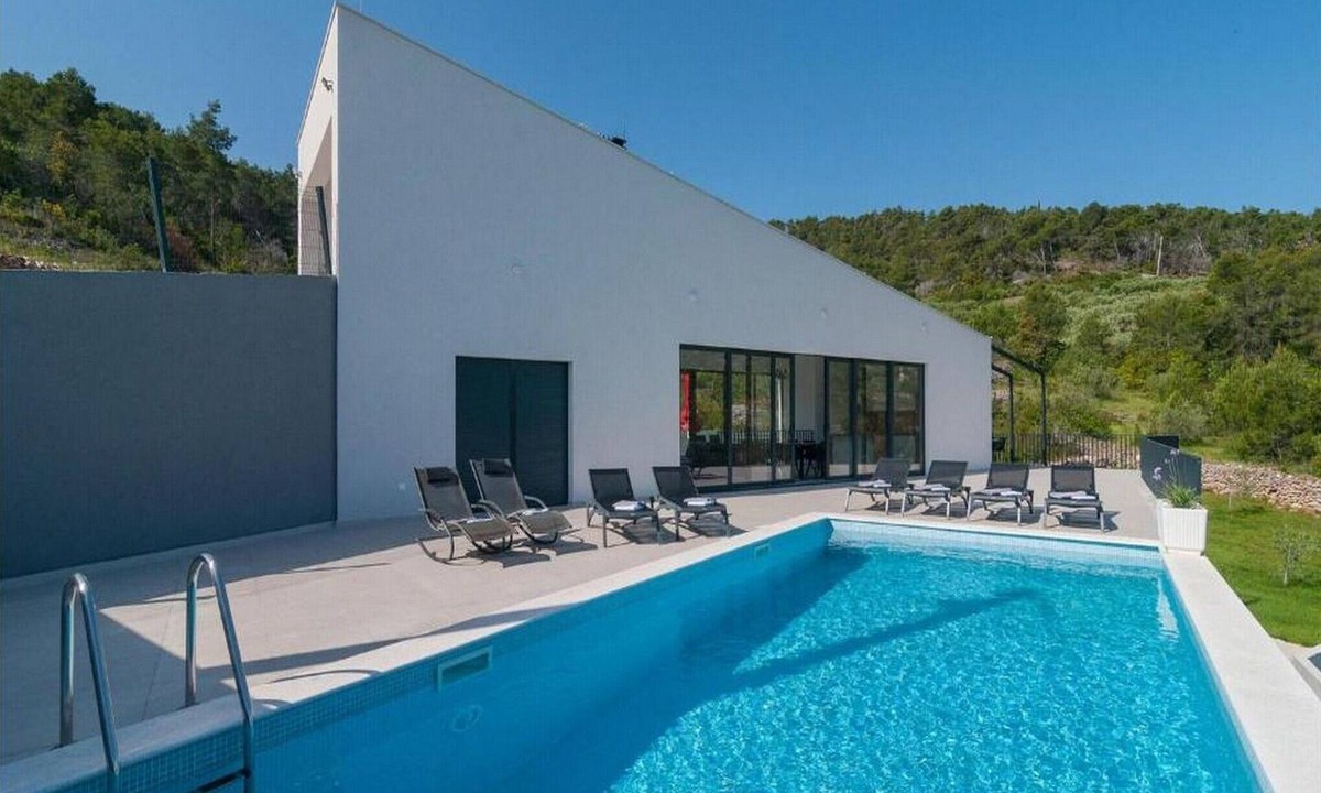 Stomorska Villa | Villa Antonio - Four bedroom Villa with swimming pool