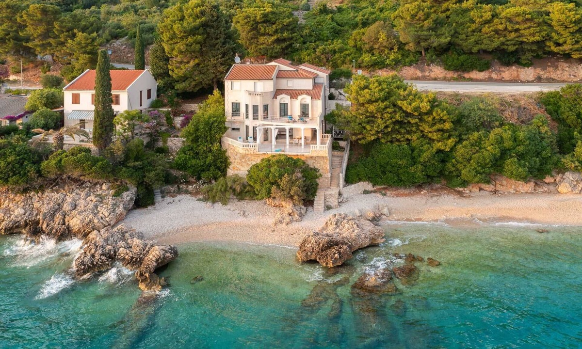 Gradac Villa | Villa Antonio Zaostrog by Istriaselect Villas