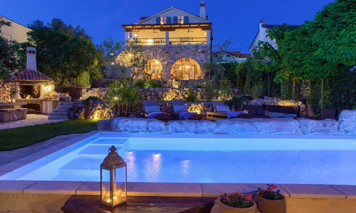Sveti Vid-Miholjice Villa | VILLA AQUAMARINE, stone rustic villa, Croatia,Krk,Malinska,free WLAN
