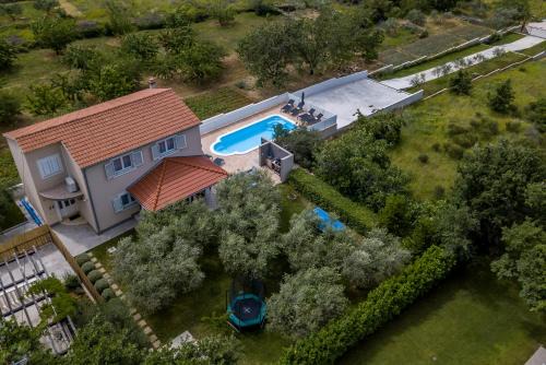 Srinjine Villa | Villa Arbareto with heated swimming pool