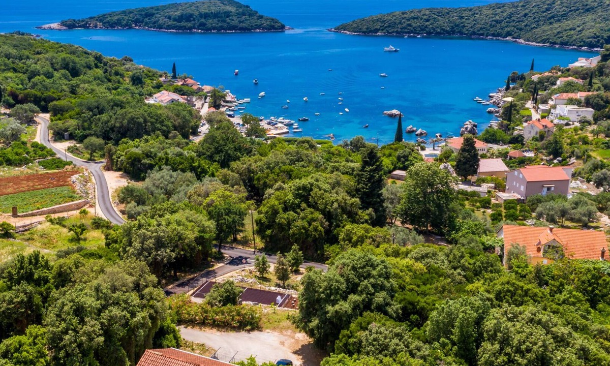 Molunat Villa | Villa Arborea by Villas Guide
