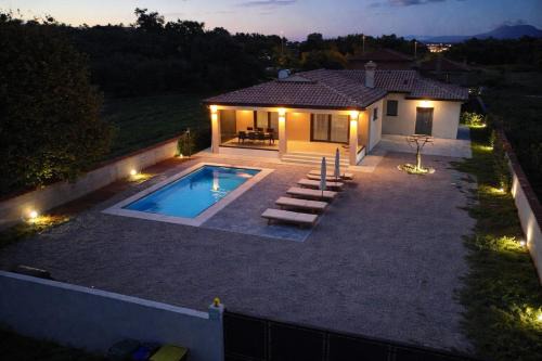 Kapelica Villa | Villa Ardanela