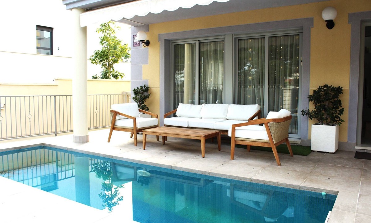 Cambrils Villa | Villa "Ardiaca Beach"- ideal for family holidays in Cambrils!