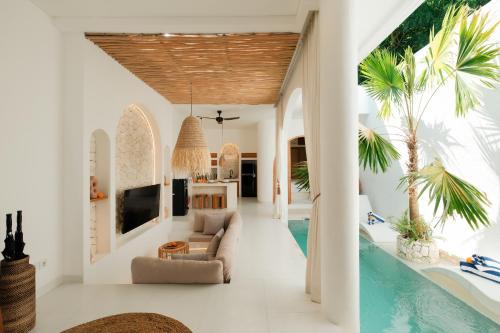 Sunset Road Villa | Villa Atlas