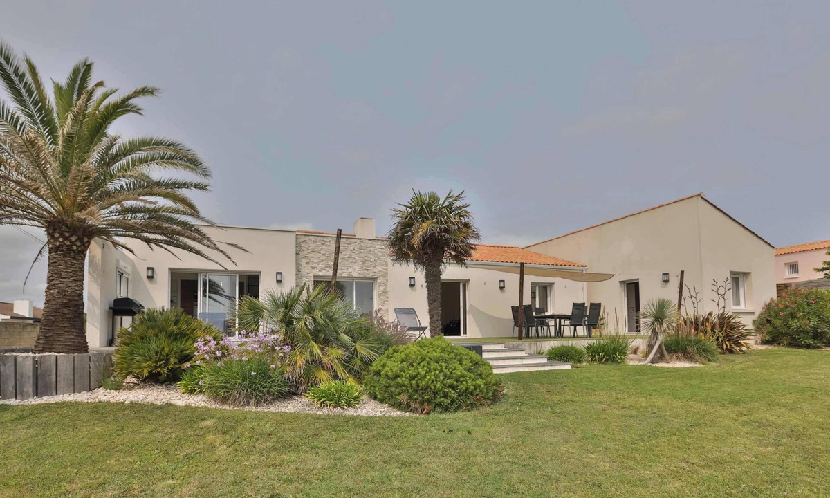 Chateau-d'Olonne Villa | Villa au calme, proche de la mer