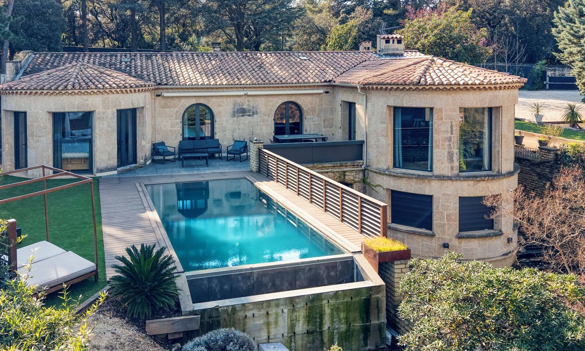 Villeneuve-les-Avignon Villa | Villa Aurea, discreet luxury and art of living