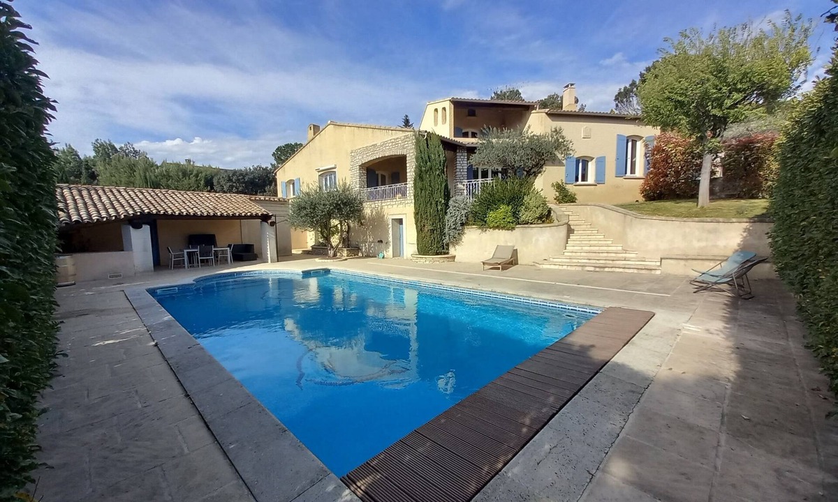Caumont-sur-Durance House | Villa Avec vu et Piscine sur la Colline de Caumont sur Durance