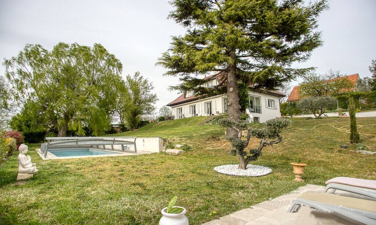 Chasse-sur-Rhone House | Villa Avec Piscine à 20 min de Lyon