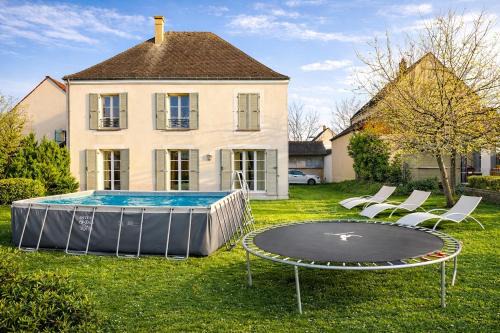 Magny-le-Hongre Villa | Villa avec piscine proche de Disneyland
