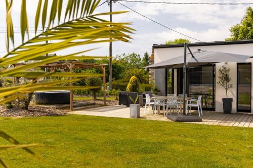 Lantic Villa | Villa avec Piscine chauffée 30 degrés et Spa à 5 minutes des plages