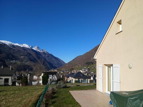Luz-Saint-Sauveur House | Villa avec vue sur la montagne